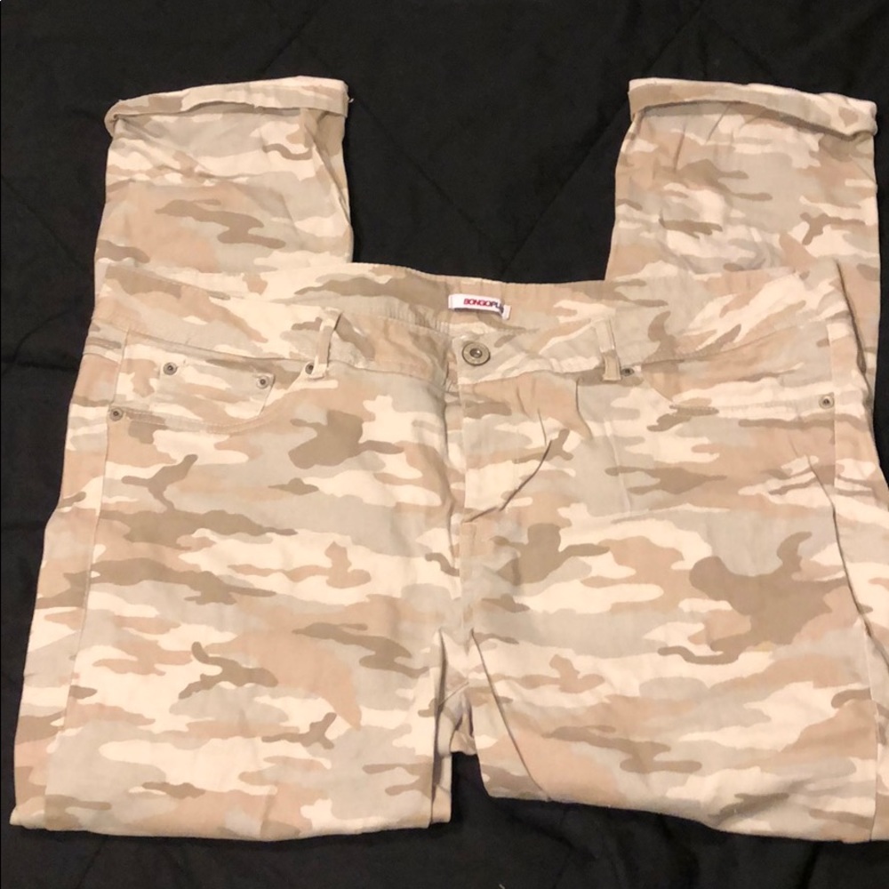 Camo pants